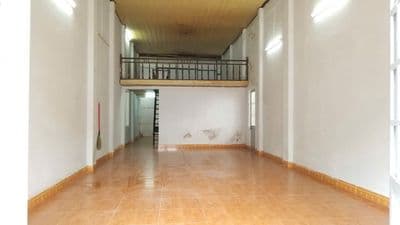 Cho thuê nhà cấp 4 gác lửng MT đường 10.5m sầm uất Huỳnh Ngọc Huệ