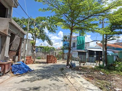 Cần bán đất thổ cư đường ô tô cạnh mặt tiền Nguyễn Bình, Nhà Bè