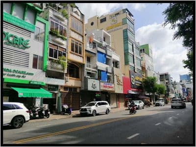 Cho thuê rẻ mặt bằng 4 x 18m Võ Văn Tần thang máy Q3 TP.HCM