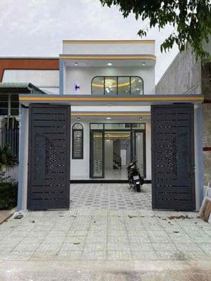 cần bán nhà sổ riêng hạ giá 100tr