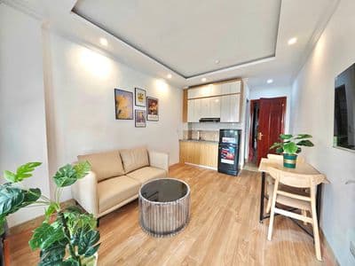 ThuêPhòng Sáng Thoáng 45m2 FullĐồ GầnĐH Thương Mại -Quốc Gia - Sư Phạm