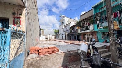 chủ ngộp_Đất full thổ cư Chiến Lược,Bình Tân_SHR ko quy hoạch,ngang 4m