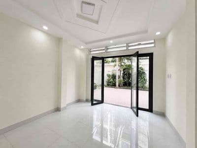 Nguyên căn hẻm xe hơi 1 trệt 1 lầu nguyễn khắc nhu q1