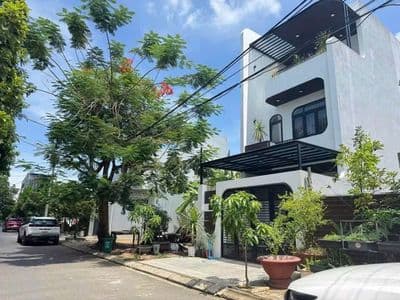 Bán đất đường 5,5m TÙNG LÂM 5 - HÒA XUÂN - Hướng Nam , giá ***