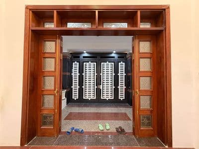 Bán nhà mới 5 tầng sát mt đường mã lò 6 tình b hình