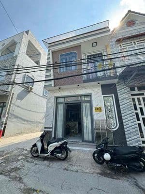 Cho thuê nhà trệt lầu mới đẹp có nội thất hẻm 7a9 nguyễn văn linh