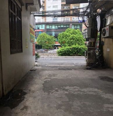 Cho thuê nhà ngõ 26 phố Mạch Thái Tổ, Dt 40m2 x 5 tầng, mỗi tầng 1p