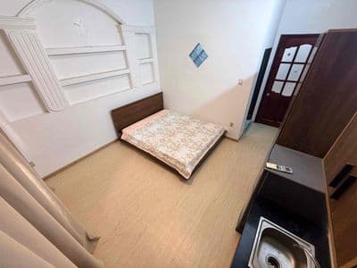 Cho thuê căn hộ ban công full nội thất ngay cổng đh văn lang