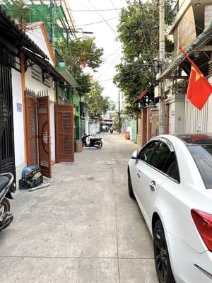 Cho thuê nhà nguyên căn - gần trường cao đẳng công thương