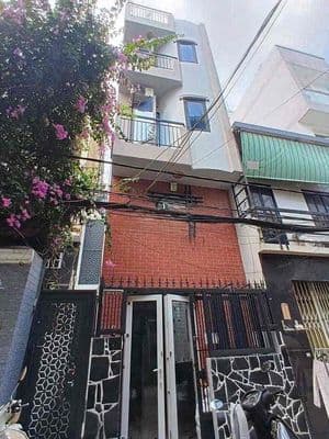 Nhà nguyên căn. Hình thật 100%. gần Hàng Xanh