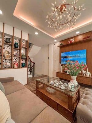 Cho thuê nhà riêng Định Công Hạ - Oto đỗ tận cửa