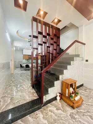 Cho thuê Nhà 2 lầu sẵn nội thất KDC Đường 30-4 , Xuân Khánh Cần Thơ