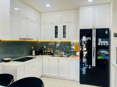 Cho thuê căn 2PN giá 18tr gần trống, tầng trung, giá tốt, view thoáng