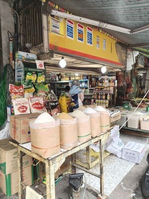 Cho thuê vựa- Sạp bán đồ Chợ Bình Tây, Q6-9m2- kinh doanh tốt