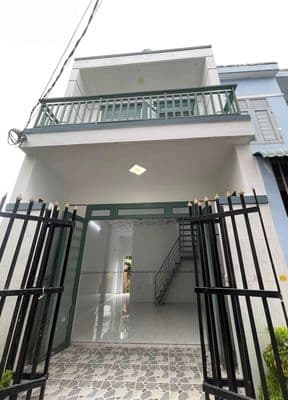 Tôi cần bán nhà gần chợ Bà Điểm Hóc Môn 400tr