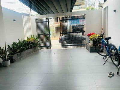 Cho thuê nhà 3 tầng 5pn 6wc mặt tiền đường Đoàn Khuê Khu Nam Việt Á