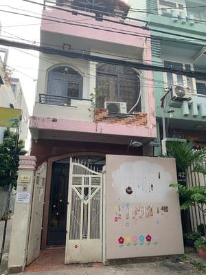 bán nhà mặt tiền đường Nghiêm Toản