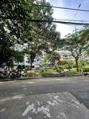 Nhà góc 2 mt khu bình phú, dt: 4x10m trệt 2 lầu sân thượng 7tỷ