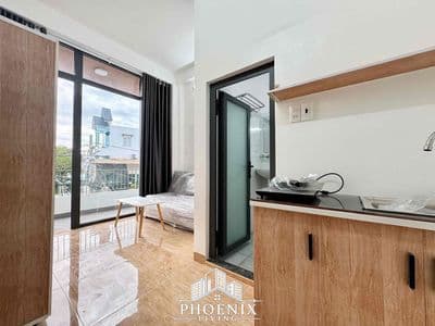 Studio mới xây ban công full nội thất - cách đh gtvt 3 phút di chuyển