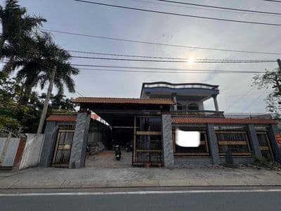 Cho thuê nhà + kho mặt tiền tỉnh lộ 15 củ chi (gần ngã tư tân quy)