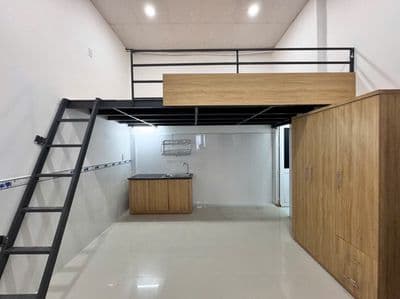 Cho thuê phòng gác, full nội thất- Ngay Đh Kinh Tế Luật, Nông Lâm