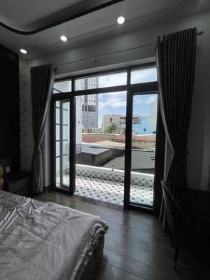 Nhà mới đẹp full nội thất cao cấp Huỳnh Tấn Phát, Q7