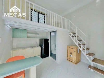 Cho thuê Duplex ban công thoáng/gác cao gần UFM, FPT, GTVT, Khu CNC