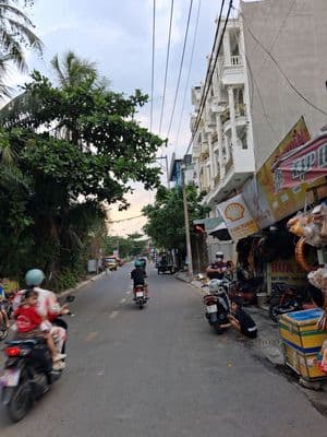 Nhà Hẻm Ôtô 5m, Đổ Cửa, Gần Nguyễn Oanh, Gò Vấp, 4x15m, 2 Tầng, 4.1 Tỷ
