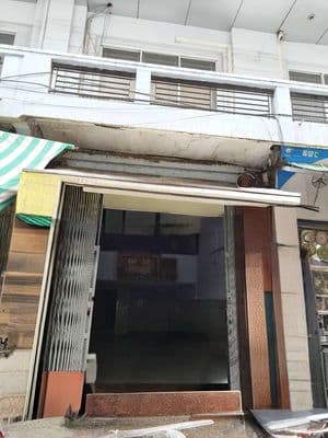 Cho thuê nhà Mặt tiền gần Phùng Hưng, Q5 4x14- 2 phòng, kinh doanh tôt