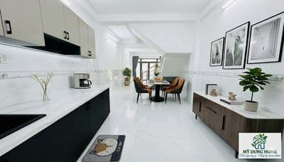 Nhà ngay metro suối tiên, hxh, 95m2, shr, 5.5 tỷ