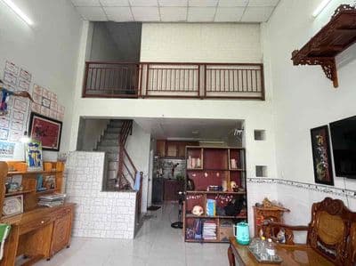 Nhà 2 tầng kế Vinhomes Grand Park, ô tô đỗ cửa, 3.6 tỷ