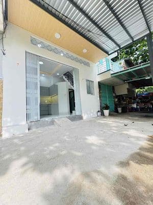 Khai trường nhà nguyên căn cho thuê hai nhà vệ sinh gần cầu chữ y