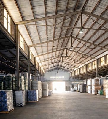 Kho 1.300m² bùi văn ba, quận 7 – 123,5 triệu/tháng