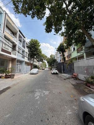 Nhà trệt lầu KDC Hưng Phú 1