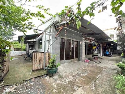 CHO THUÊ NHÀ CĂN GÓC (sân vườn thoáng mát) ngay phân bón đầu trâu (Đư