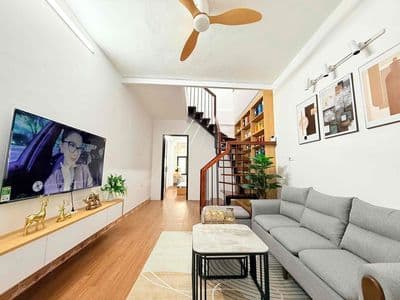 Chính chủ cho thuê căn hộ Tập thể 3 phòng ngủ, full nội thất