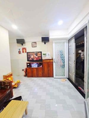 Q5 C/C tầng trệt 51m2 shr giá Chỉ 2,4 tỷ nhanh mới kịp