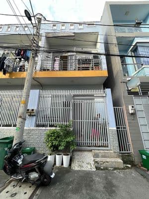 Cho thuê nhà 2 tầng hẻm xe tải lê văn chí gần hoàng diệu 2