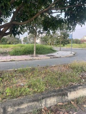 cần bán rẻ lô đất làng sen