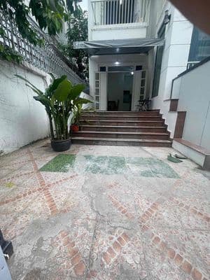 Nhà Nguyên Căn 80m2 full nội thât 2pn 1pk sân riêng rộng rãi thoải mái