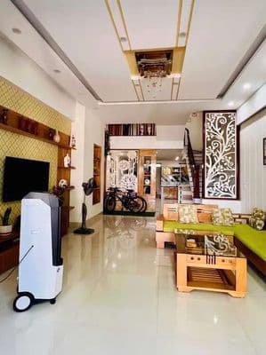 CHO THUÊ NHÀ 3 TẦNG: ĐƯỜNG ĐỒNG TRÍ -3 phòng ngủ - 4wc -đủ nội thất