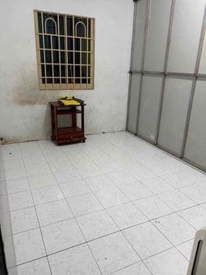 Nhà 5x20m. C4. đường oto