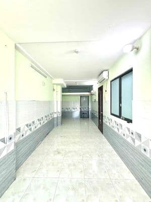 Mặt bằng có gác – ngay kênh 19/5, bình tân