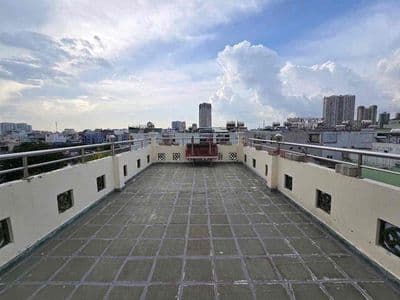 Nhà Lầu 4 Tầng 5P Ngủ Hoàn Công Đủ Hẻm 3m Sát Mặt Tiền