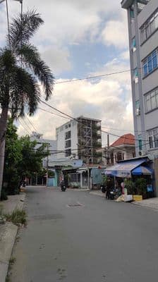 Mặt bằng kinh doanh/ chdv dương quảng hàm