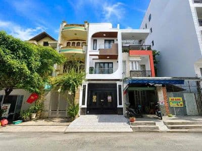Nhà đẹp 3 tầng mặt tiền Phan Huy Thục Q7