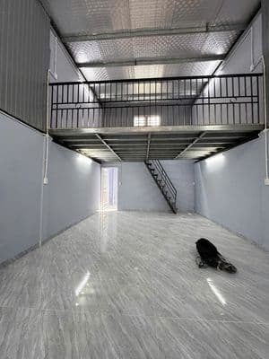 cho thuê kho Đặng Thùy Trâm. DT 5x20m2 giá 14tr/tháng. hẻm 12m thông