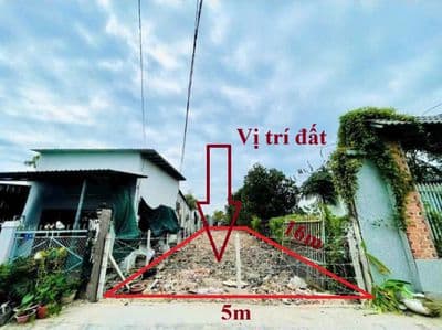 Bán 80m2 thổ cư gần Chợ Việt Kiều giá chỉ 950tr. Sổ hồng riêng