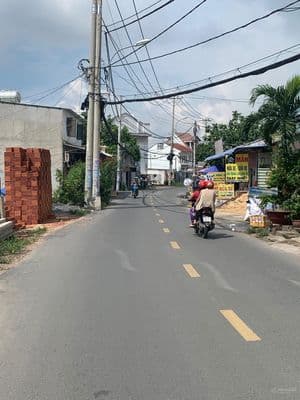 Bán gấp đất SHR ( DT 5x34m Giá 740Tr ) đường Lê Thị Vui xã Phước Hiệp