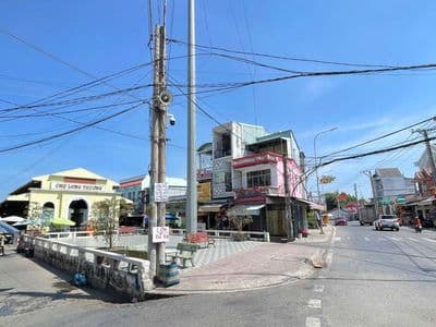 Hàng đẹp, 128.2m2 đất thổ cư Gần chợ Long Thượng, 1.29 tỷ